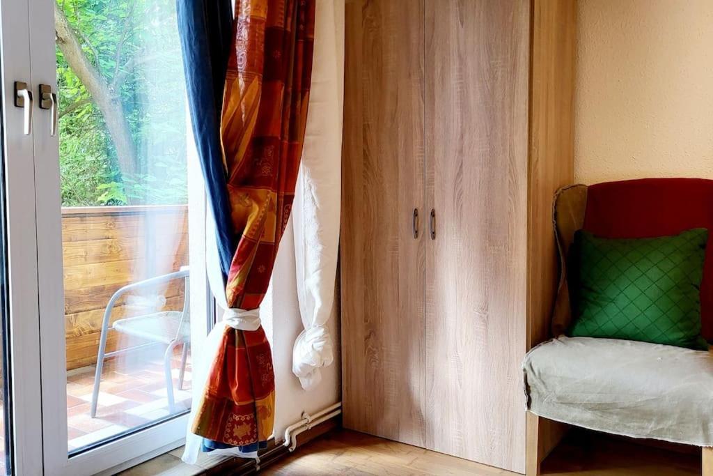 Colourful 2.5 Bedroom With Large Balcony & Garden. Prinzersdorf Zewnętrze zdjęcie